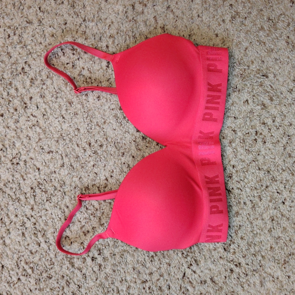 NWOT Pink Wireless T-Shirt Bra